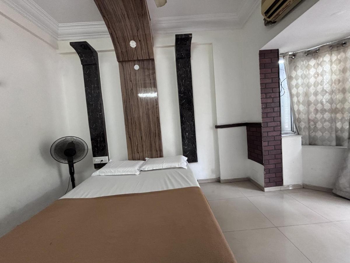 Hotel Raj Empire 迈索尔 外观 照片