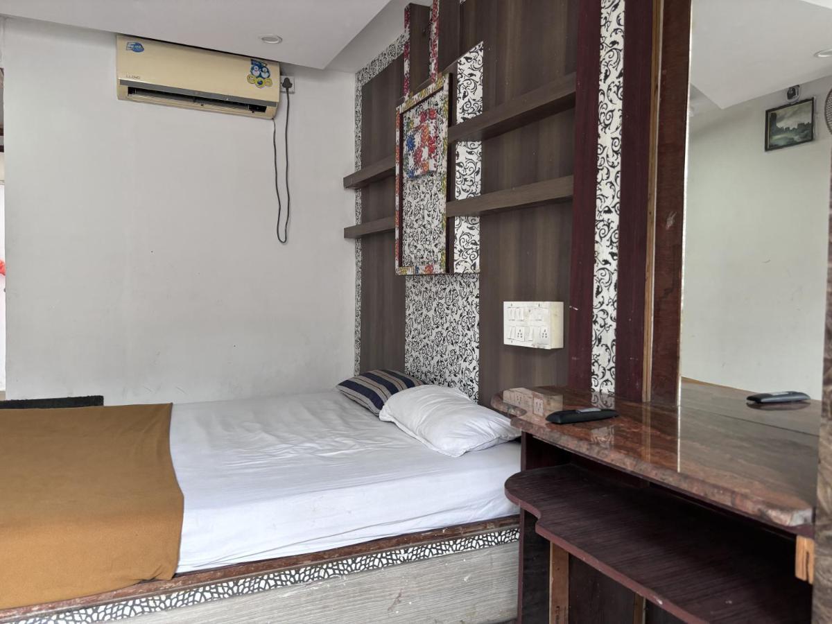 Hotel Raj Empire 迈索尔 外观 照片