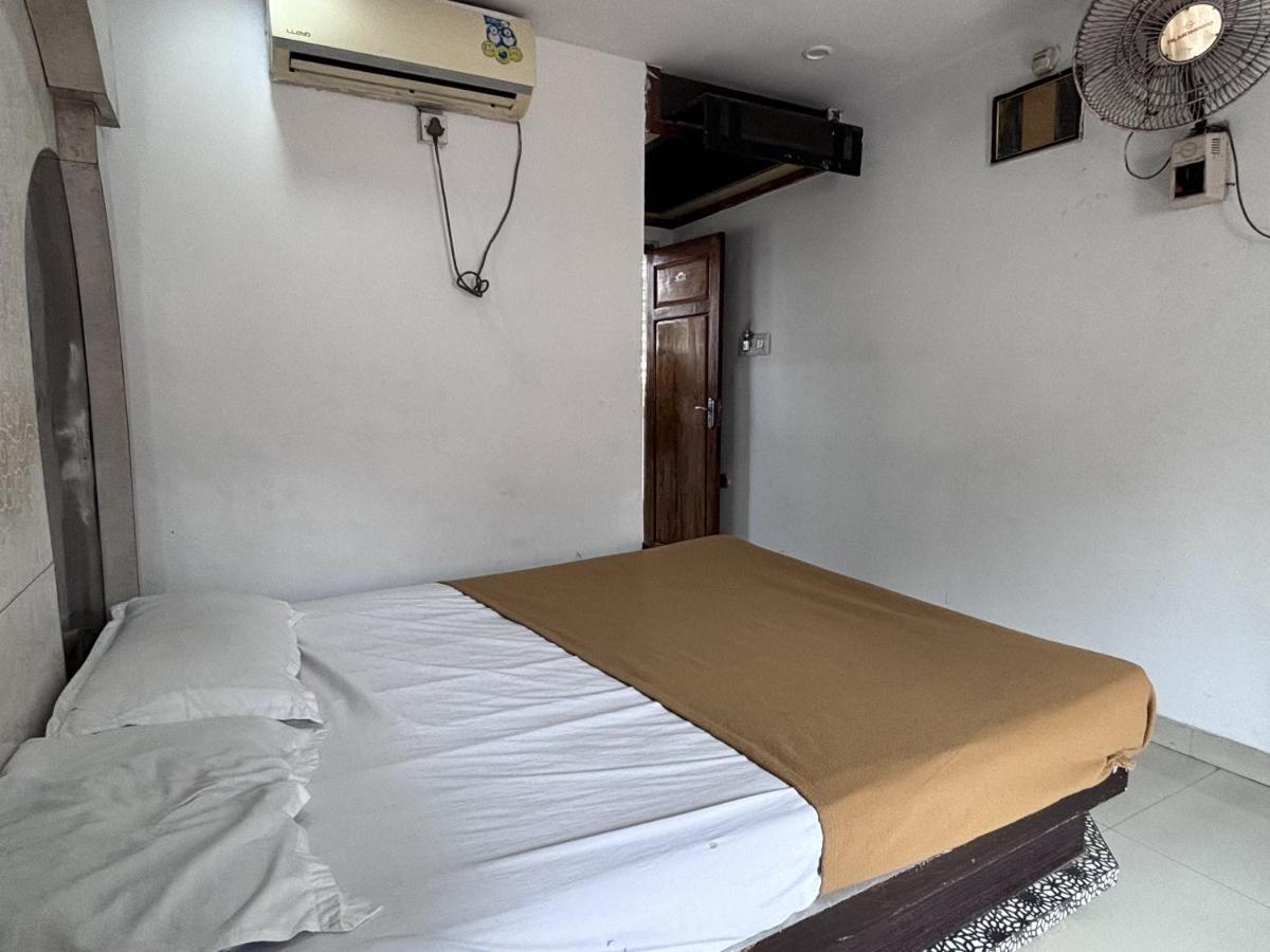 Hotel Raj Empire 迈索尔 外观 照片