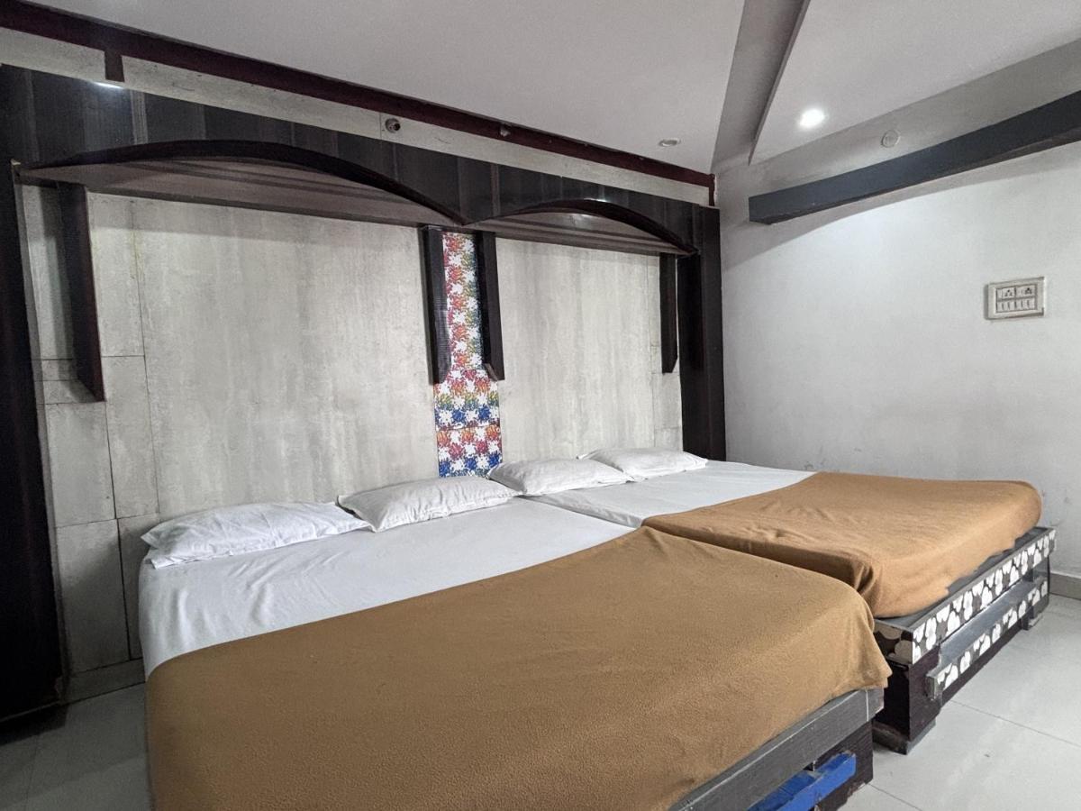Hotel Raj Empire 迈索尔 外观 照片