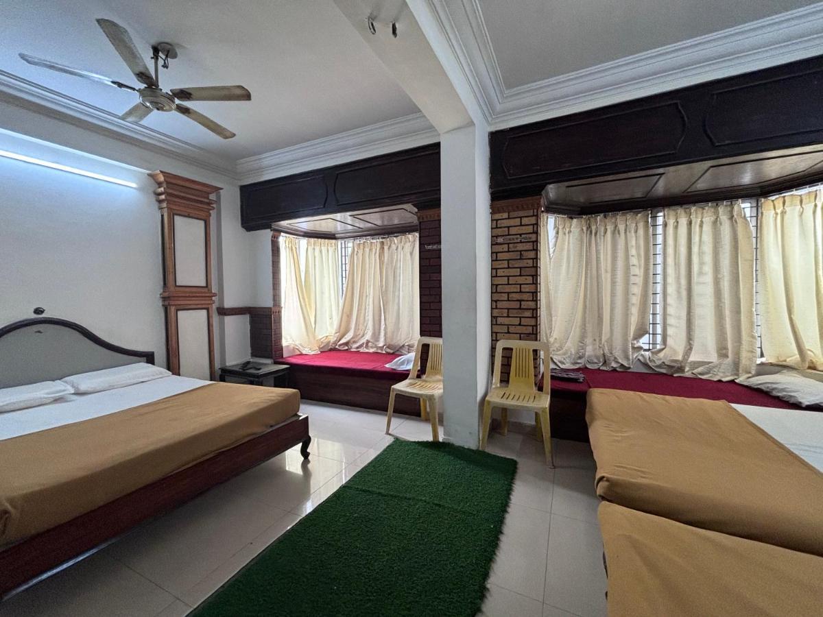 Hotel Raj Empire 迈索尔 外观 照片