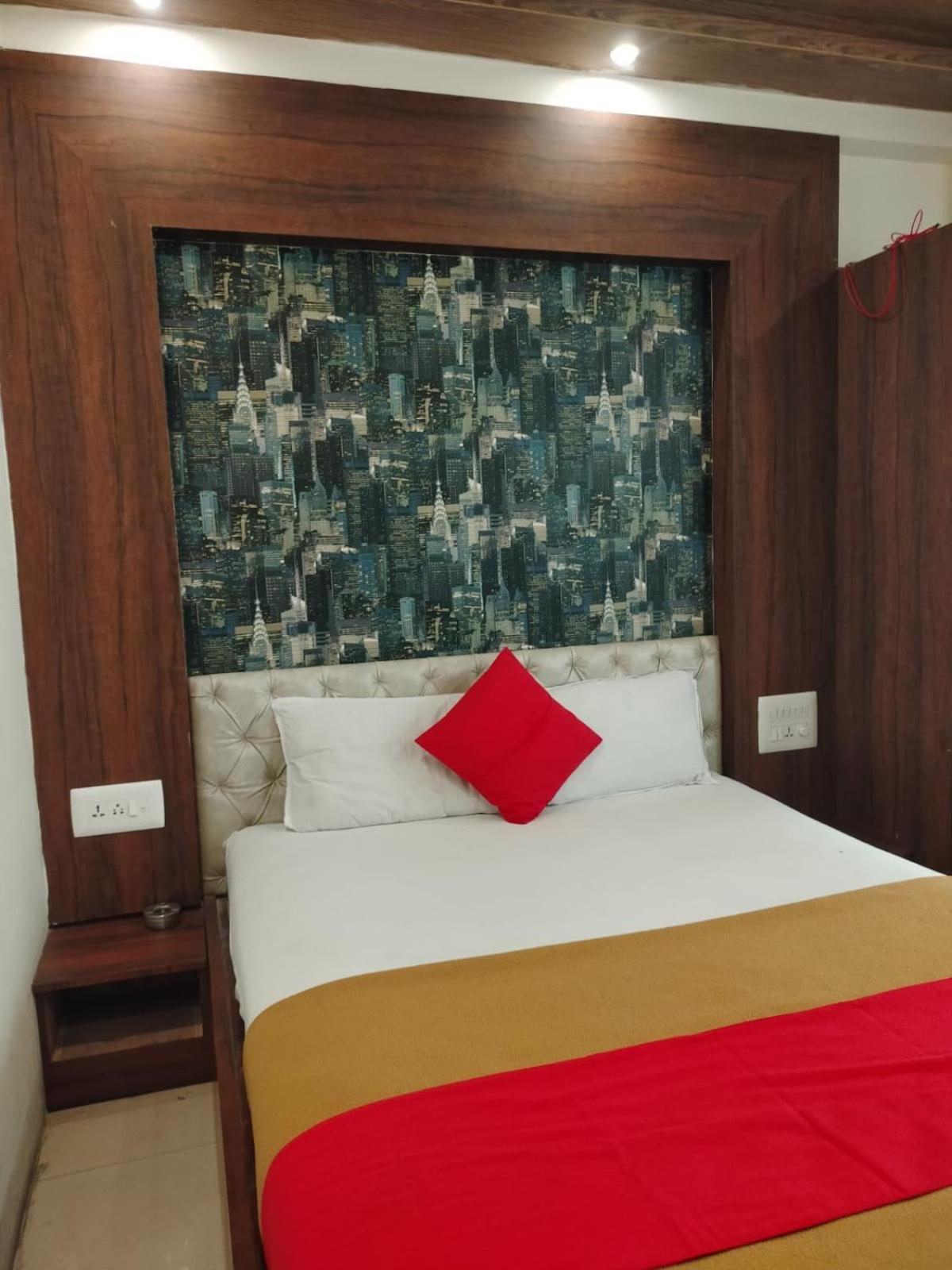 Hotel Raj Empire 迈索尔 外观 照片